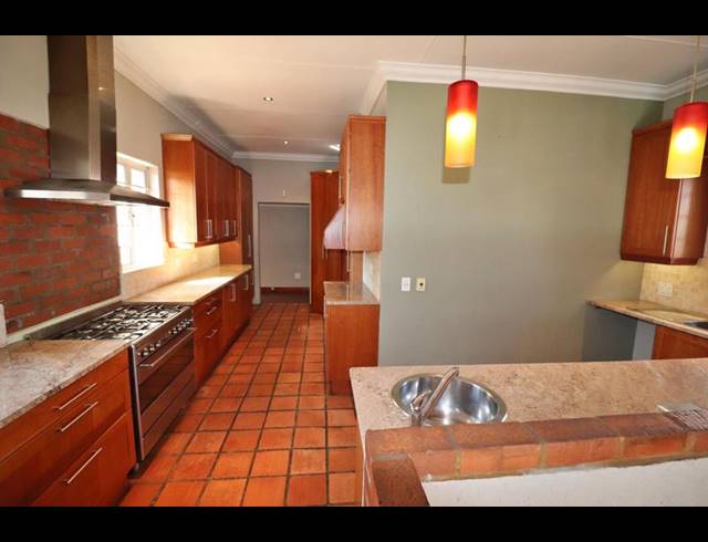 4 BEDROOM HOUSE FOR SALE IN SOLHEIM